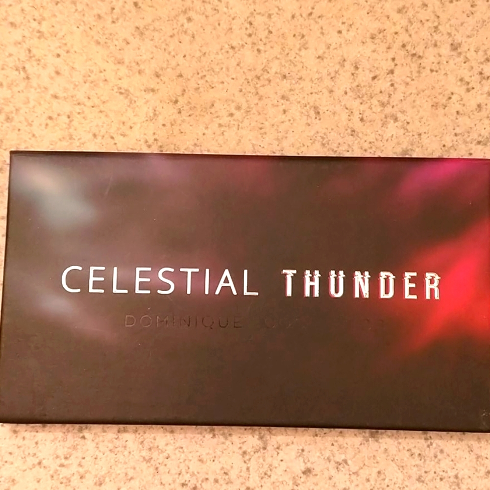 Eyeshadow palette